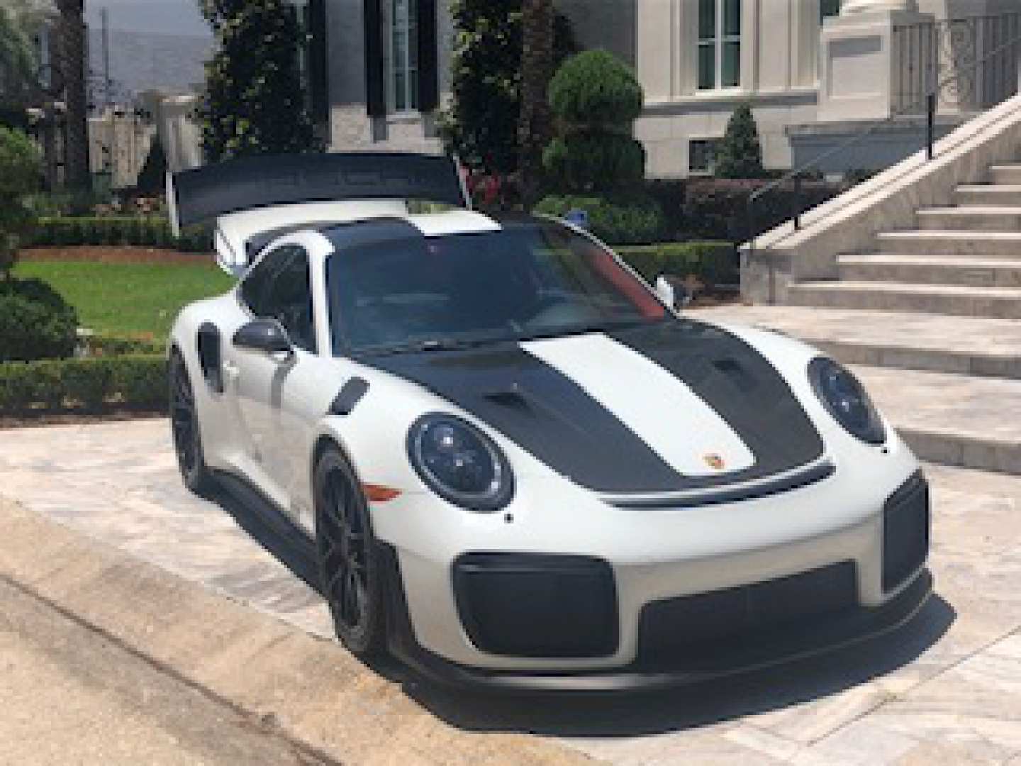 7th Image of a 2018 PORSCHE 911 GT2 RS