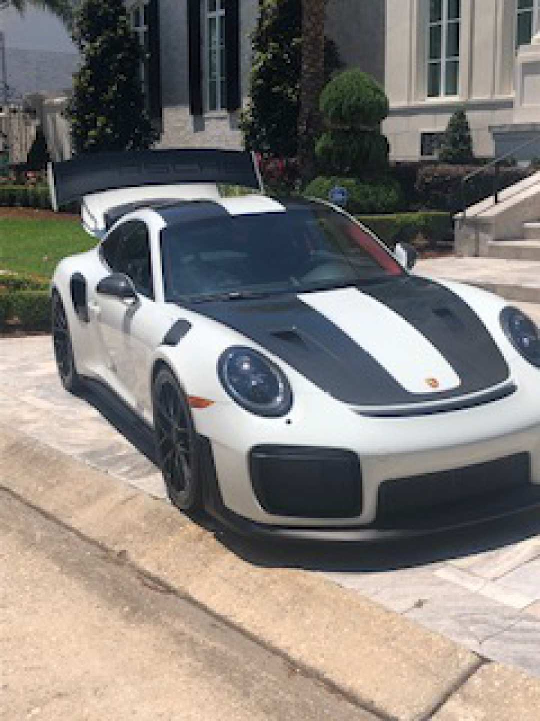 10th Image of a 2018 PORSCHE 911 GT2 RS