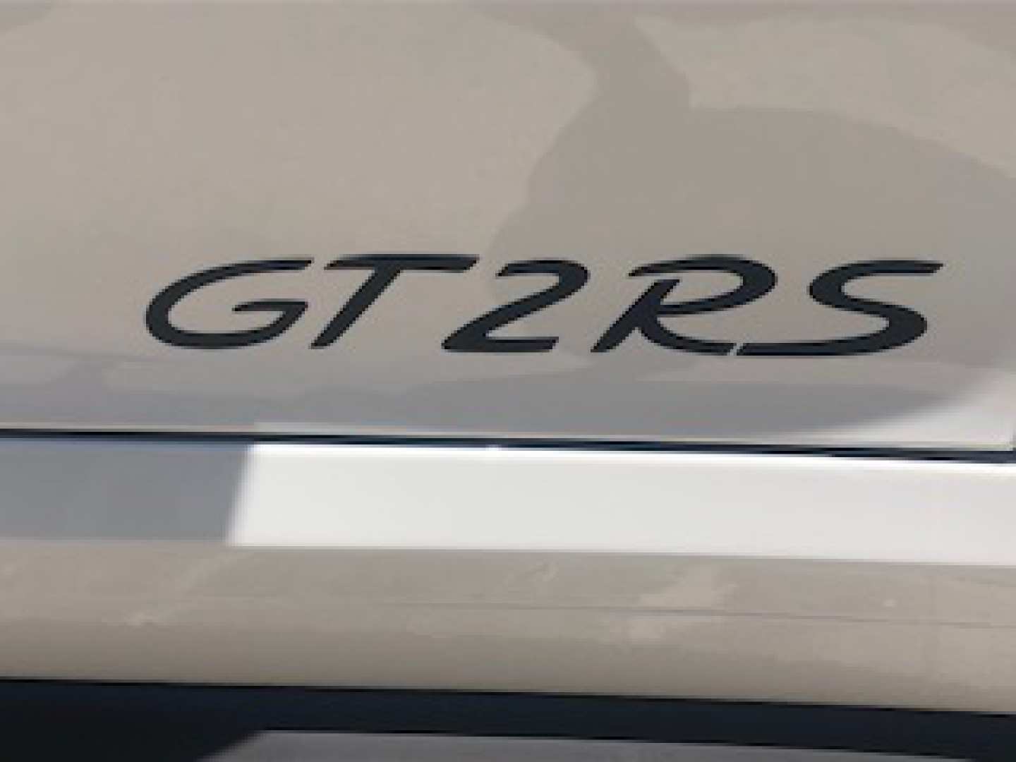 11th Image of a 2018 PORSCHE 911 GT2 RS