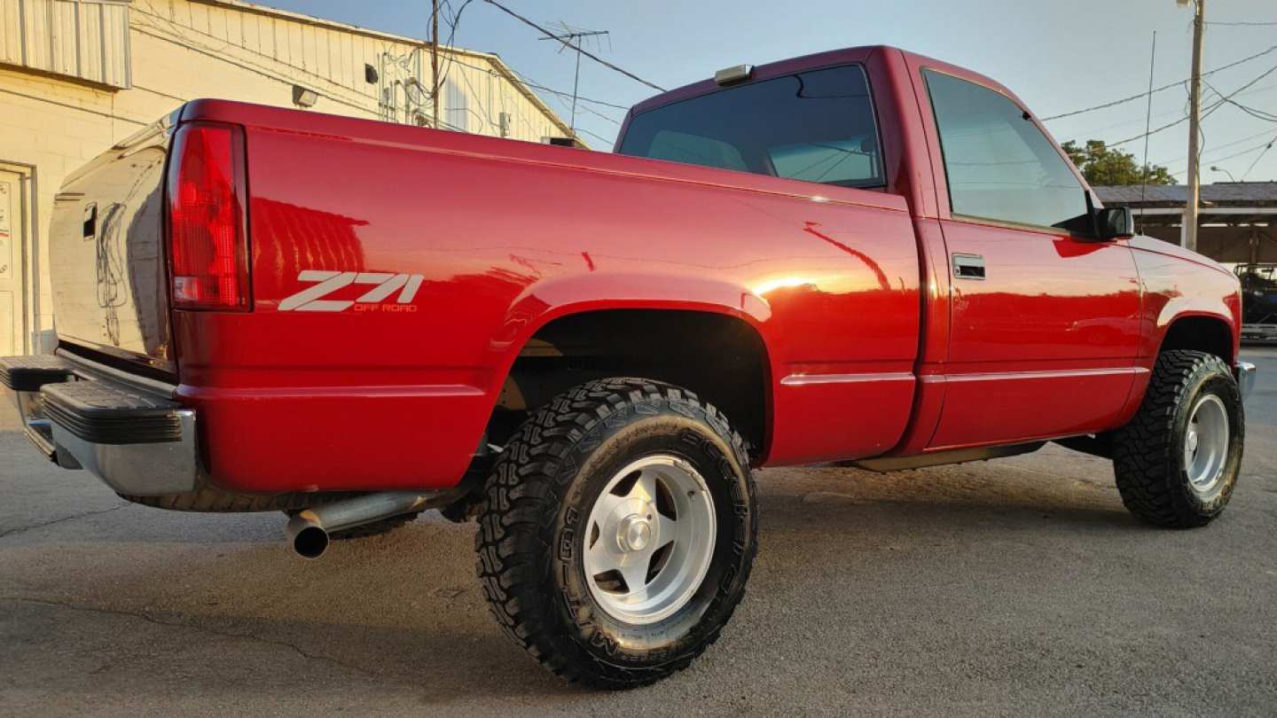 1st Image of a 1991 GMC SIERRA K1500