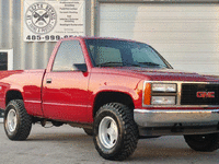 Image 3 of 5 of a 1991 GMC SIERRA K1500