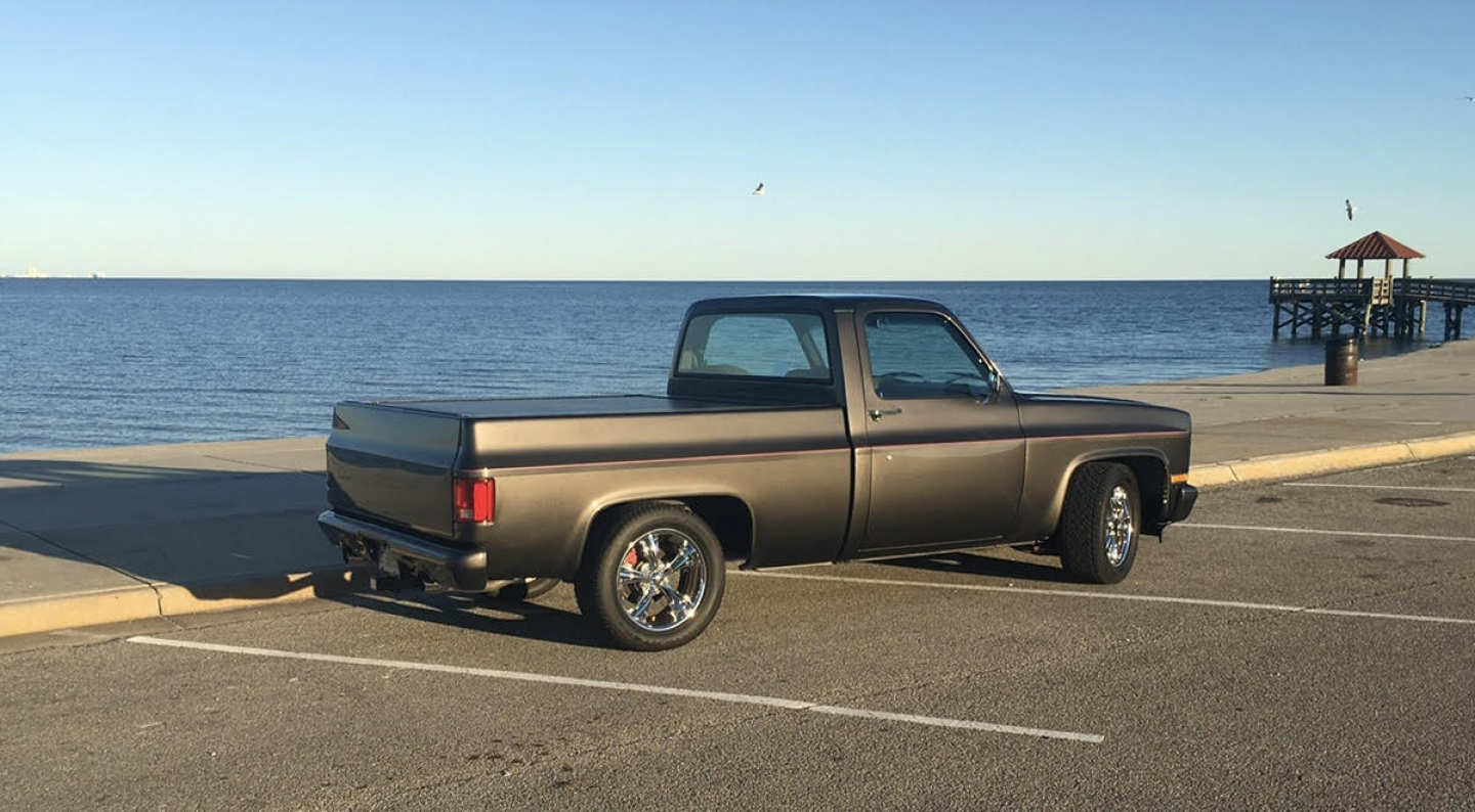 1st Image of a 1984 CHEVROLET C10