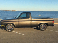 Image 7 of 23 of a 1984 CHEVROLET C10
