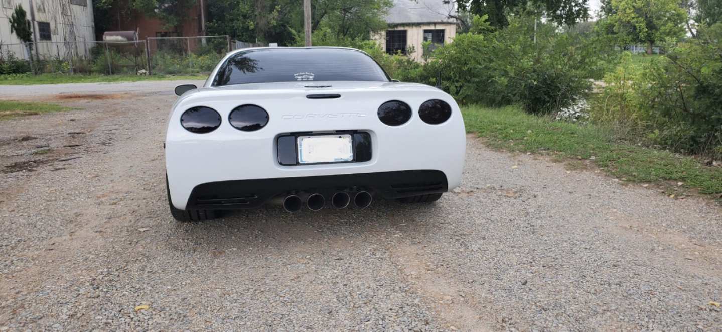 3rd Image of a 2001 CHEVROLET CORVETTE Z06