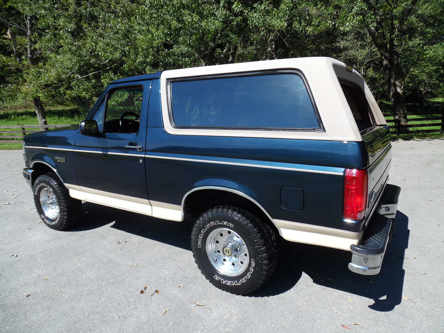 1st Image of a 1996 FORD BRONCO EDDIE BAUER