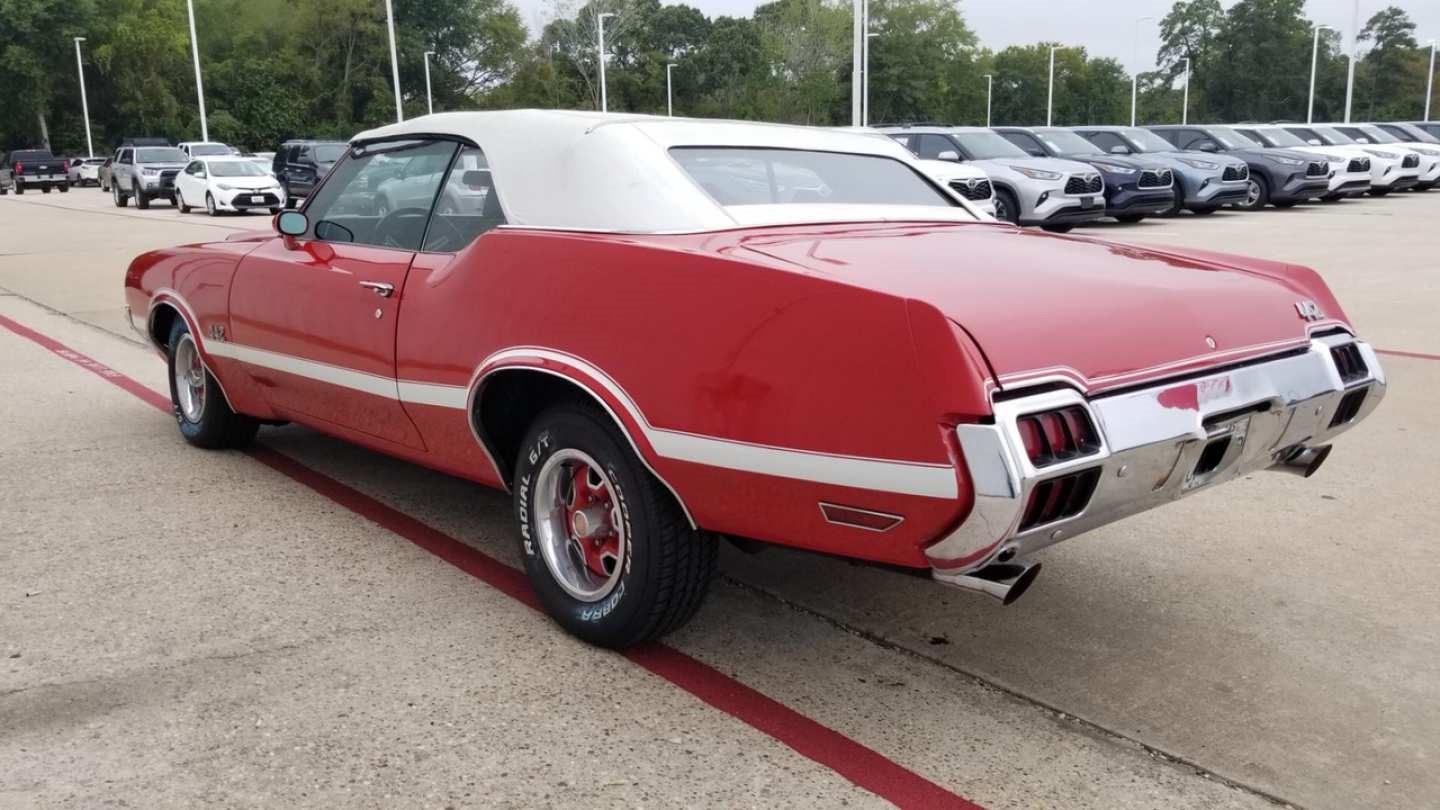 2nd Image of a 1971 OLDSMOBILE CUTLASS 442