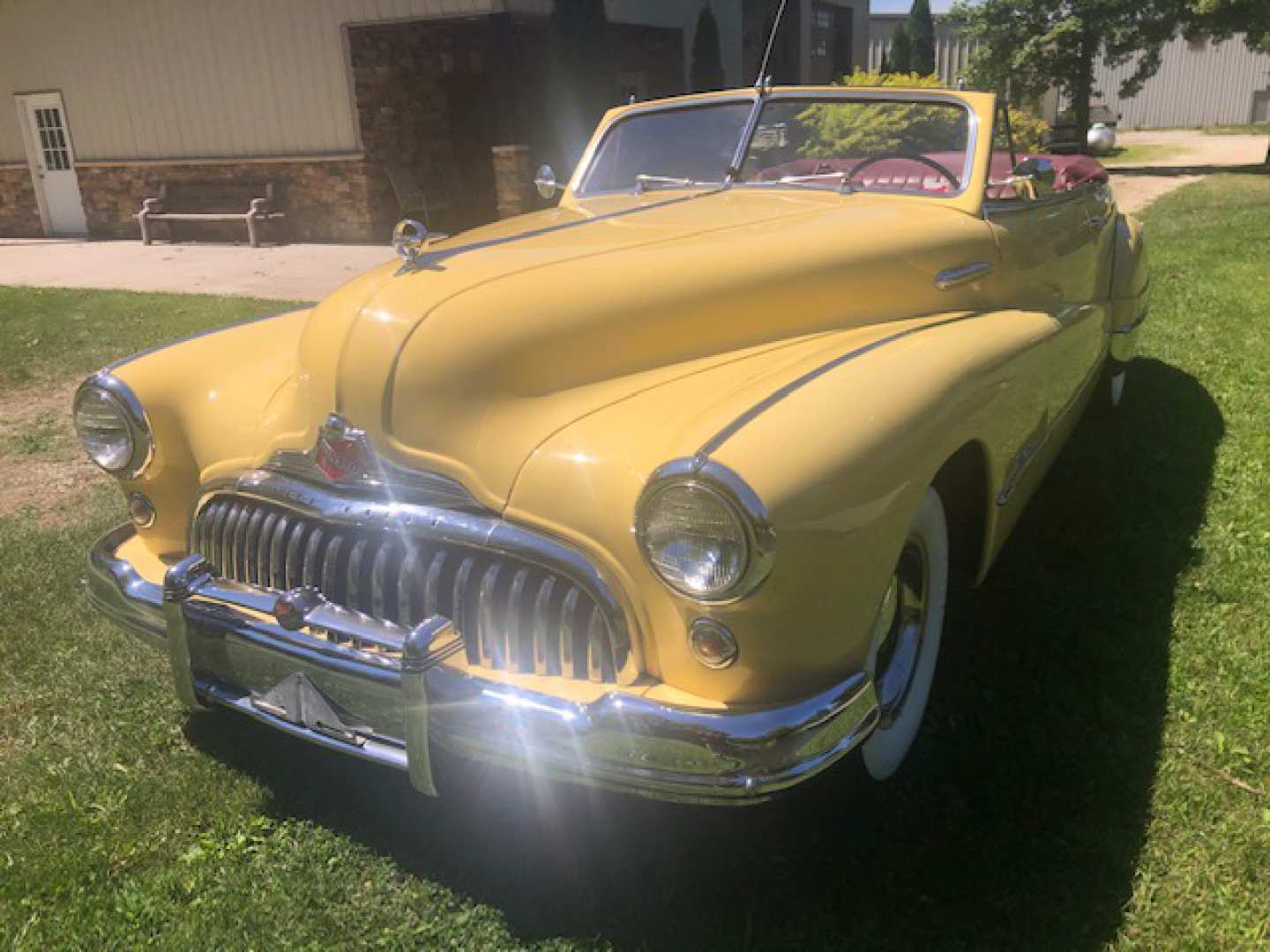 2nd Image of a 1948 BUICK ROADMASTER