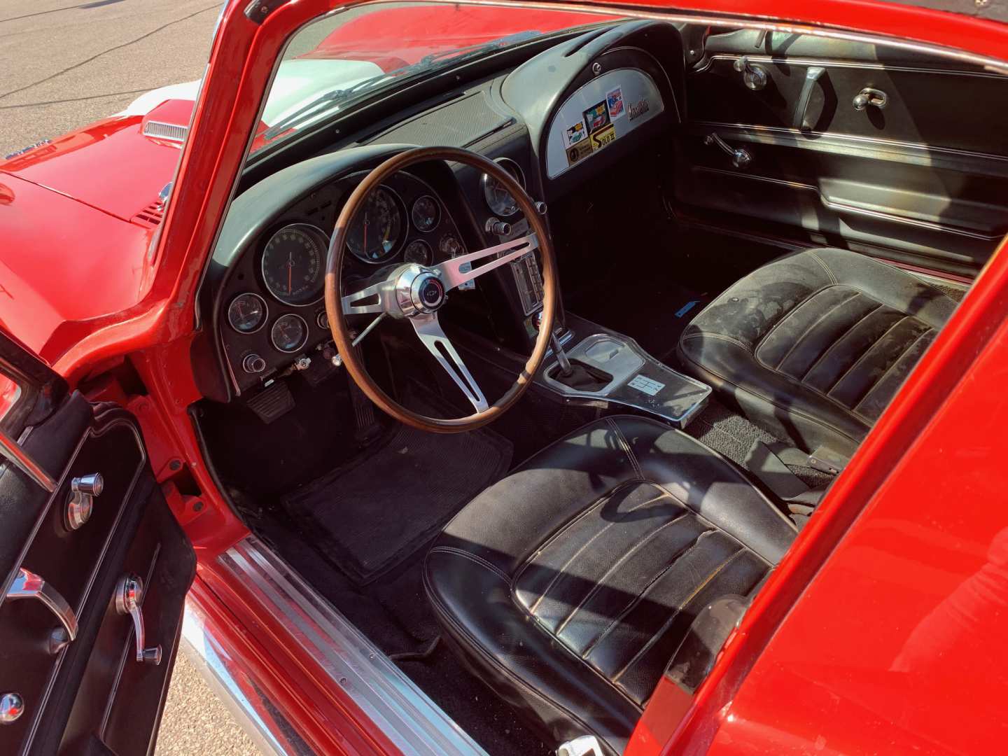 4th Image of a 1966 CHEVROLET CORVETTE