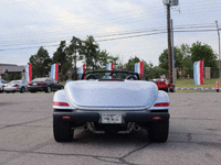 Image 7 of 20 of a 2000 PLYMOUTH PROWLER