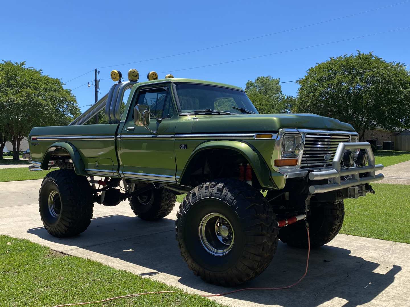 3rd Image of a 1975 FORD RANGER XLT