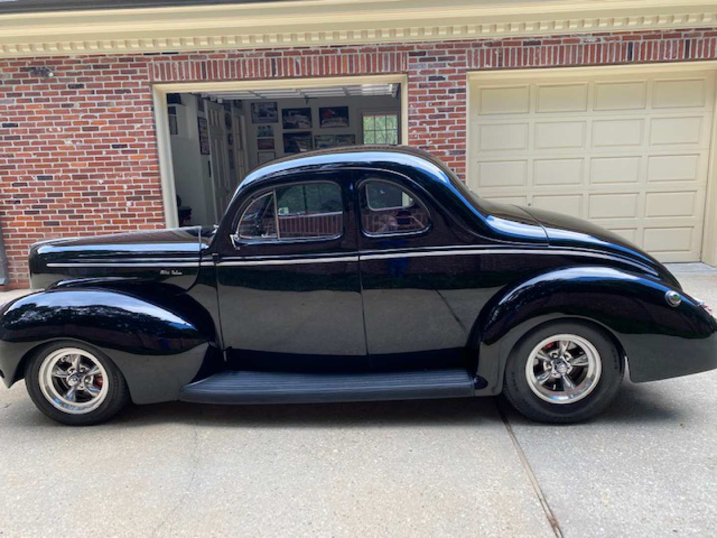 3rd Image of a 1940 FORD DELUXE