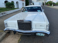 Image 2 of 7 of a 1977 LINCOLN TOWNCAR