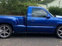 Image 4 of 14 of a 2001 GMC SIERRA 1500