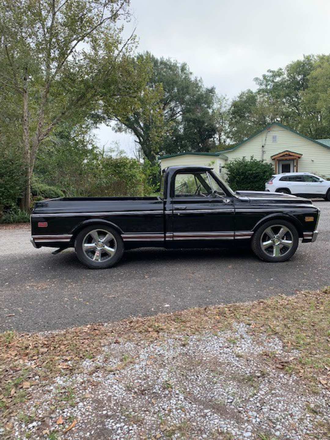 4th Image of a 1969 GMC TRUCK C10