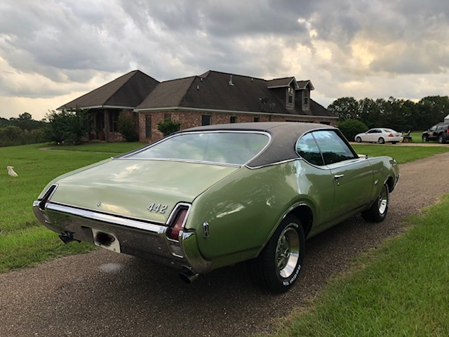 1st Image of a 1969 OLDSMOBILE 442