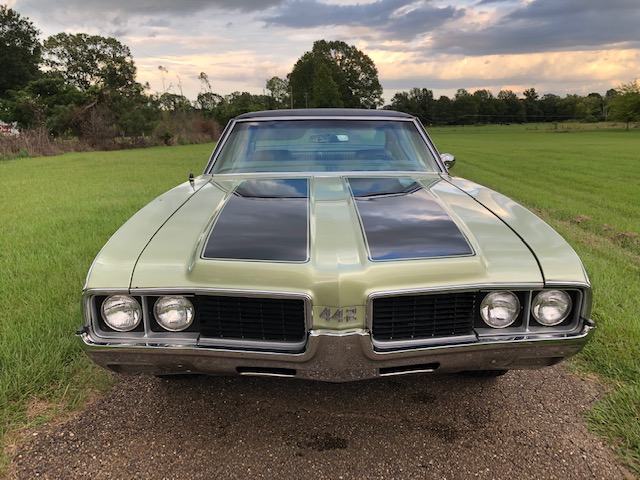 4th Image of a 1969 OLDSMOBILE 442