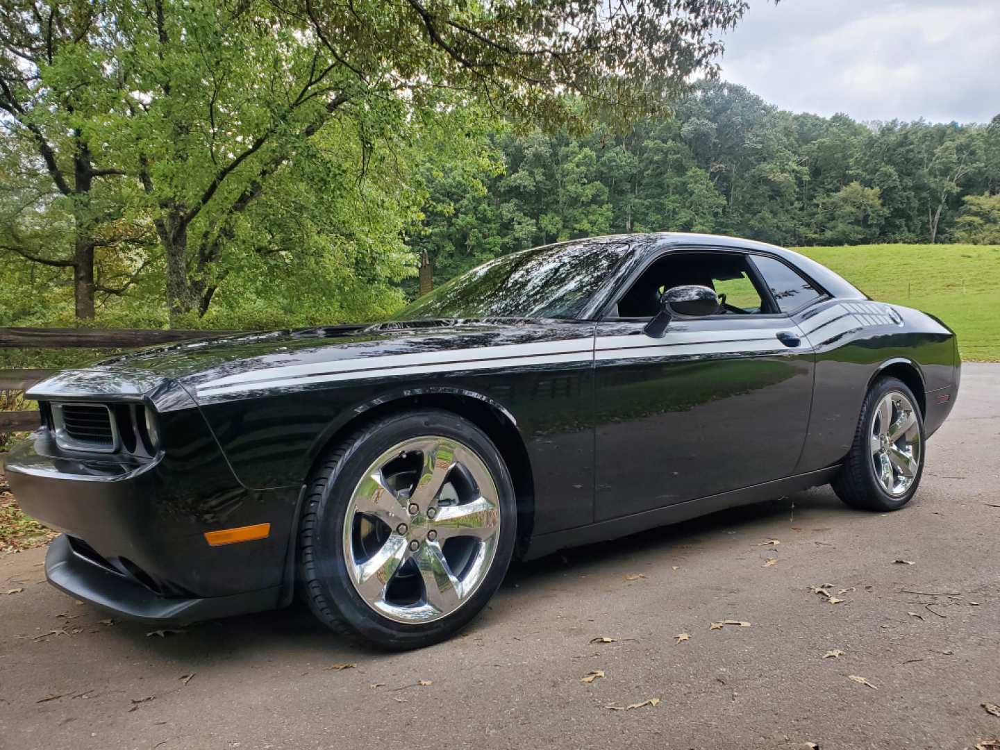 7th Image of a 2013 DODGE CHALLENGER SXT