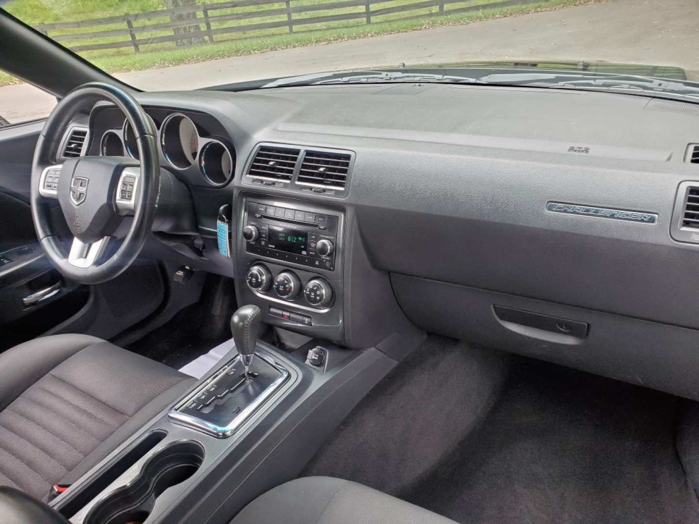 12th Image of a 2013 DODGE CHALLENGER SXT