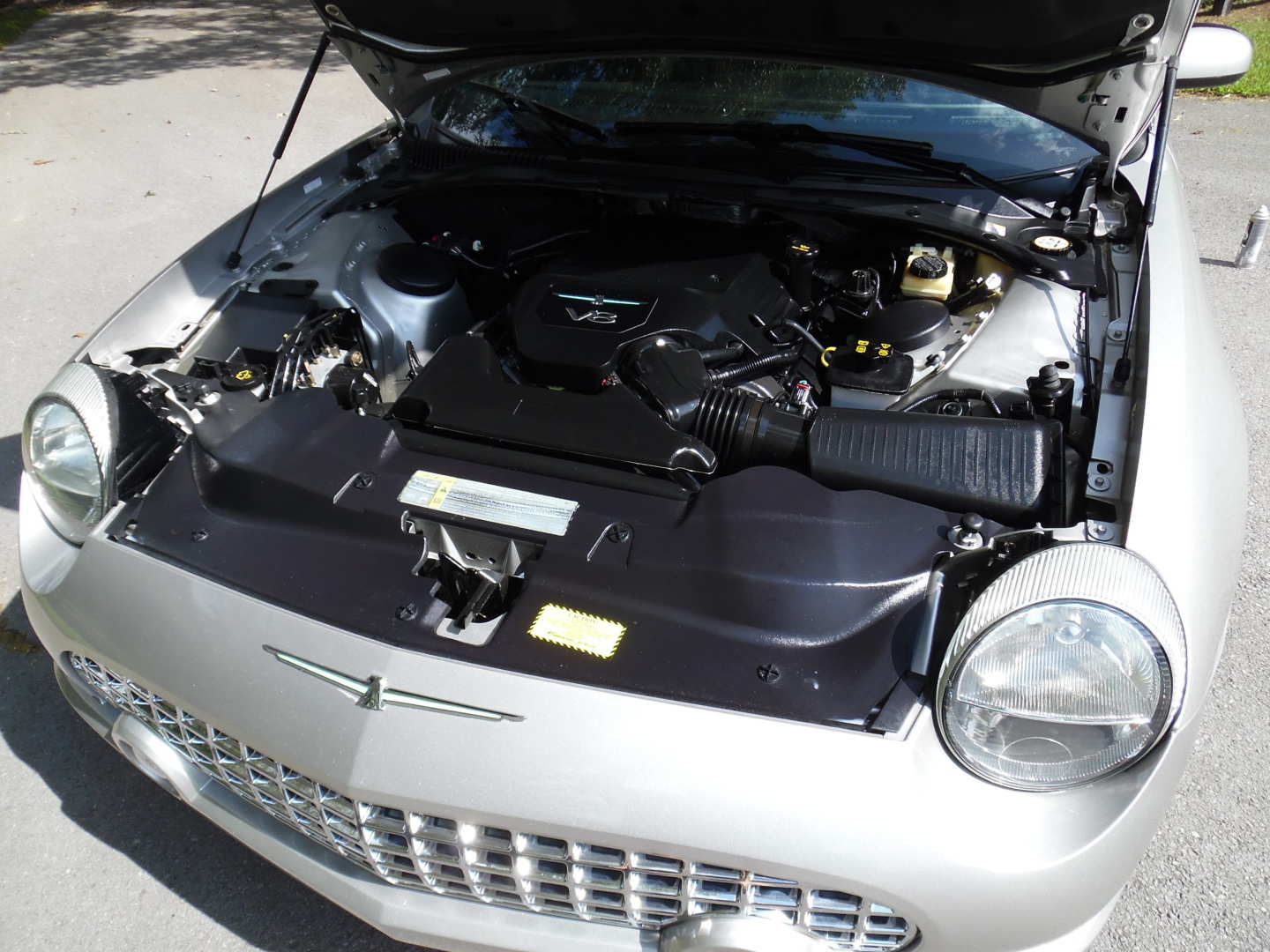 9th Image of a 2005 FORD THUNDERBIRD PREMIUM HARDTOP