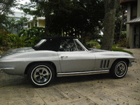 Image 4 of 16 of a 1965 CHEVROLET CORVETTE