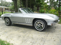 Image 6 of 16 of a 1965 CHEVROLET CORVETTE