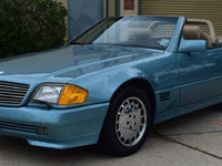 Image 1 of 10 of a 1993 MERCEDES-BENZ 500 500SL