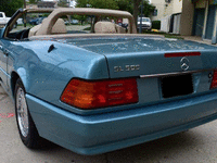 Image 4 of 10 of a 1993 MERCEDES-BENZ 500 500SL