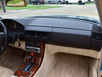 Image 6 of 10 of a 1993 MERCEDES-BENZ 500 500SL