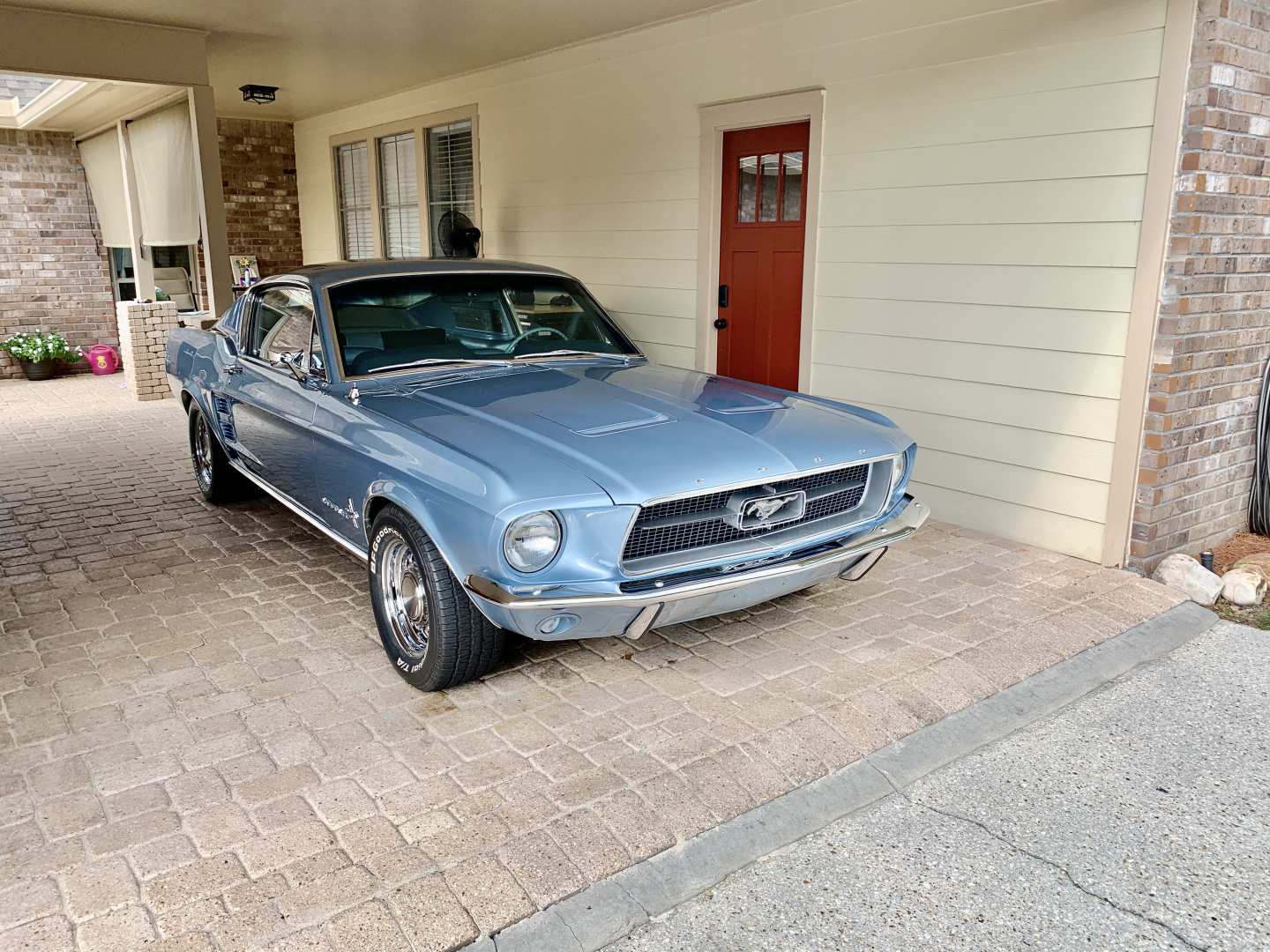 1st Image of a 1967 FORD MUSTANG