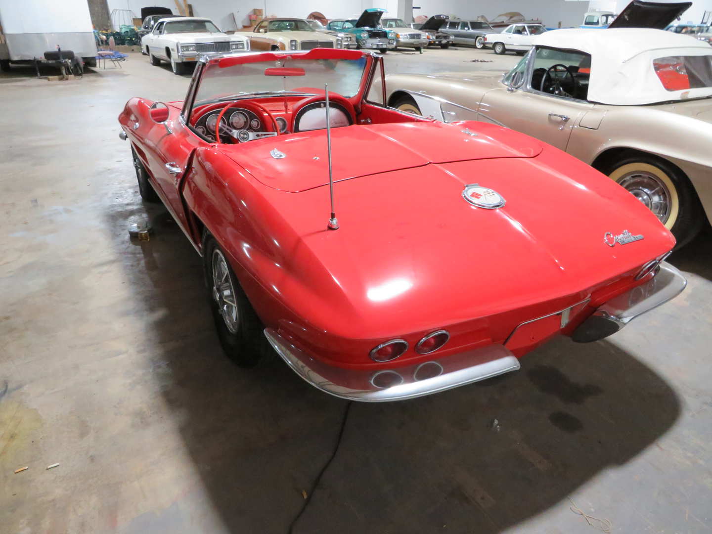 1st Image of a 1963 CHEVROLET CORVETTE