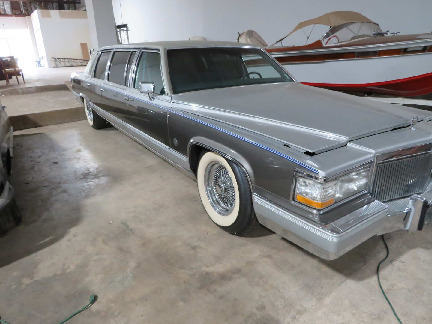 1st Image of a 1991 CADILLAC LIMOUSINE