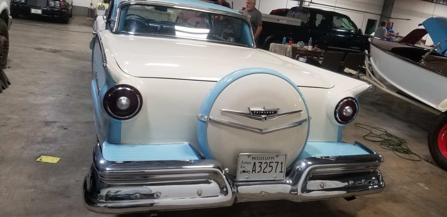 1st Image of a 1957 FORD SKYLINER