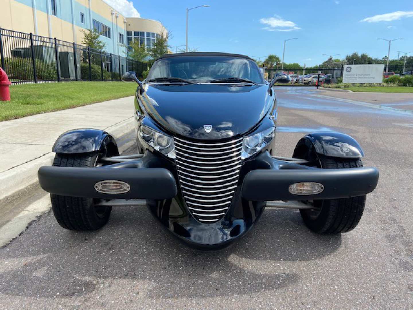 2nd Image of a 2000 PLYMOUTH PROWLER