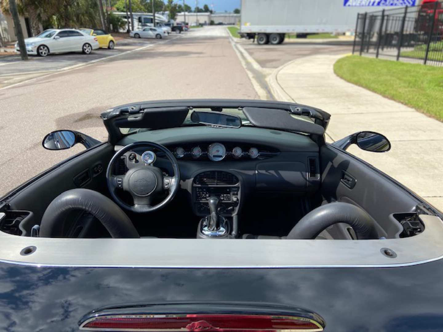 6th Image of a 2000 PLYMOUTH PROWLER