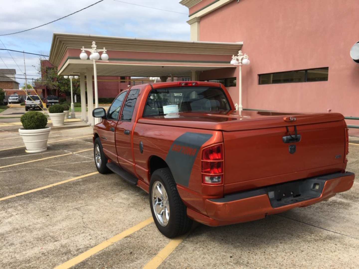 1st Image of a 2005 DODGE RAM PICKUP 1500 SLT