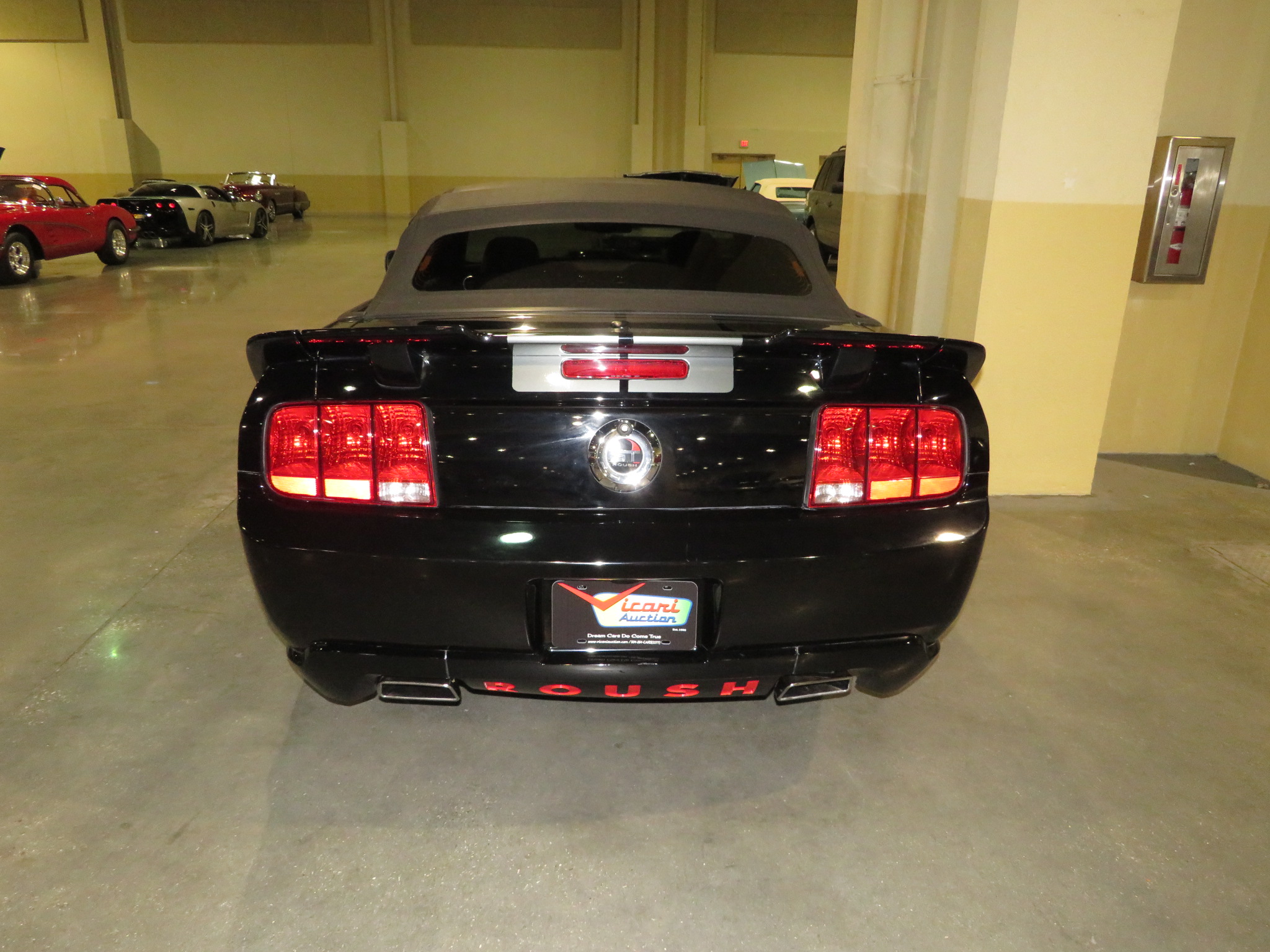16th Image of a 2008 FORD MUSTANG GT