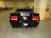 Image 17 of 19 of a 2008 FORD MUSTANG GT