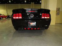 Image 18 of 19 of a 2008 FORD MUSTANG GT