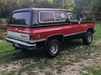 Image 7 of 22 of a 1988 CHEVROLET SILVERADO K5 BLAZER