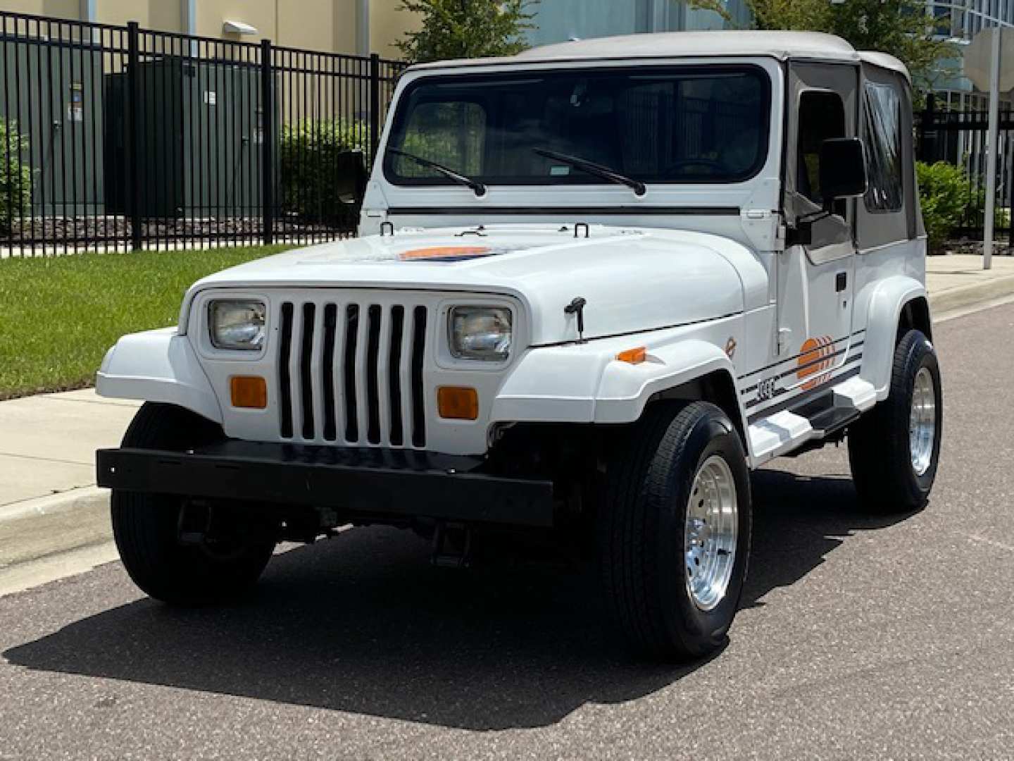 0th Image of a 1989 JEEP ISLANDER