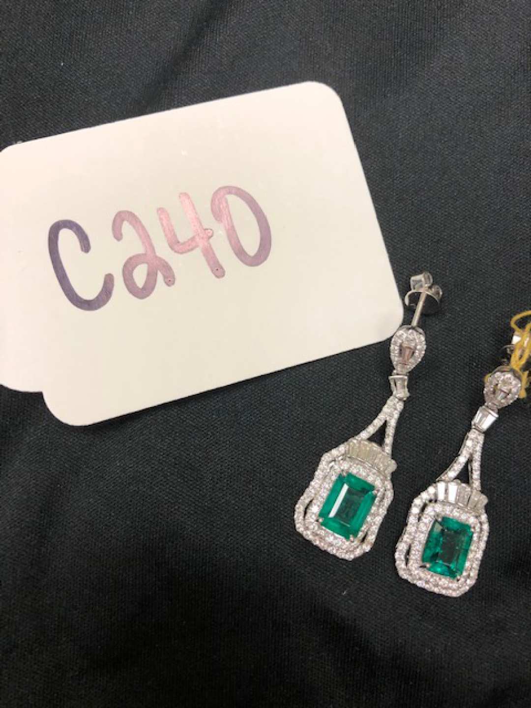 0th Image of a N/A EMERALD AND DIAMOND PLATINUM EARRINGS