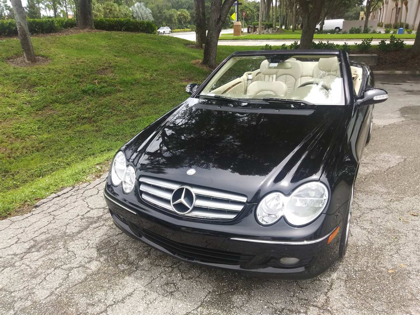 1st Image of a 2007 MERCEDES-BENZ CLK-CLASS CLK350