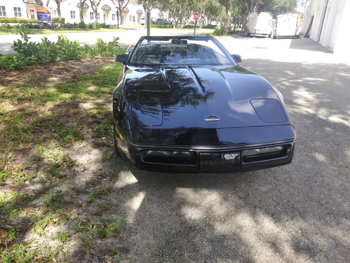 4th Image of a 1990 CHEVROLET CORVETTE