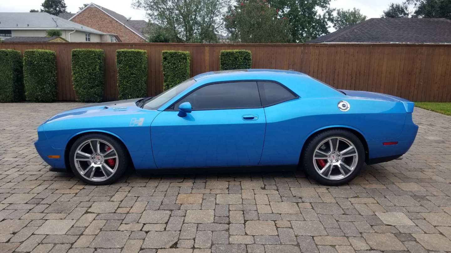 2nd Image of a 2010 N/A CHALLENGER SRT-8