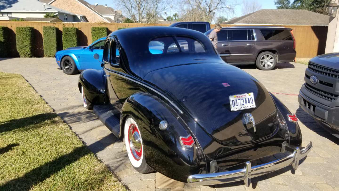 1st Image of a 1940 FORD DELUXE