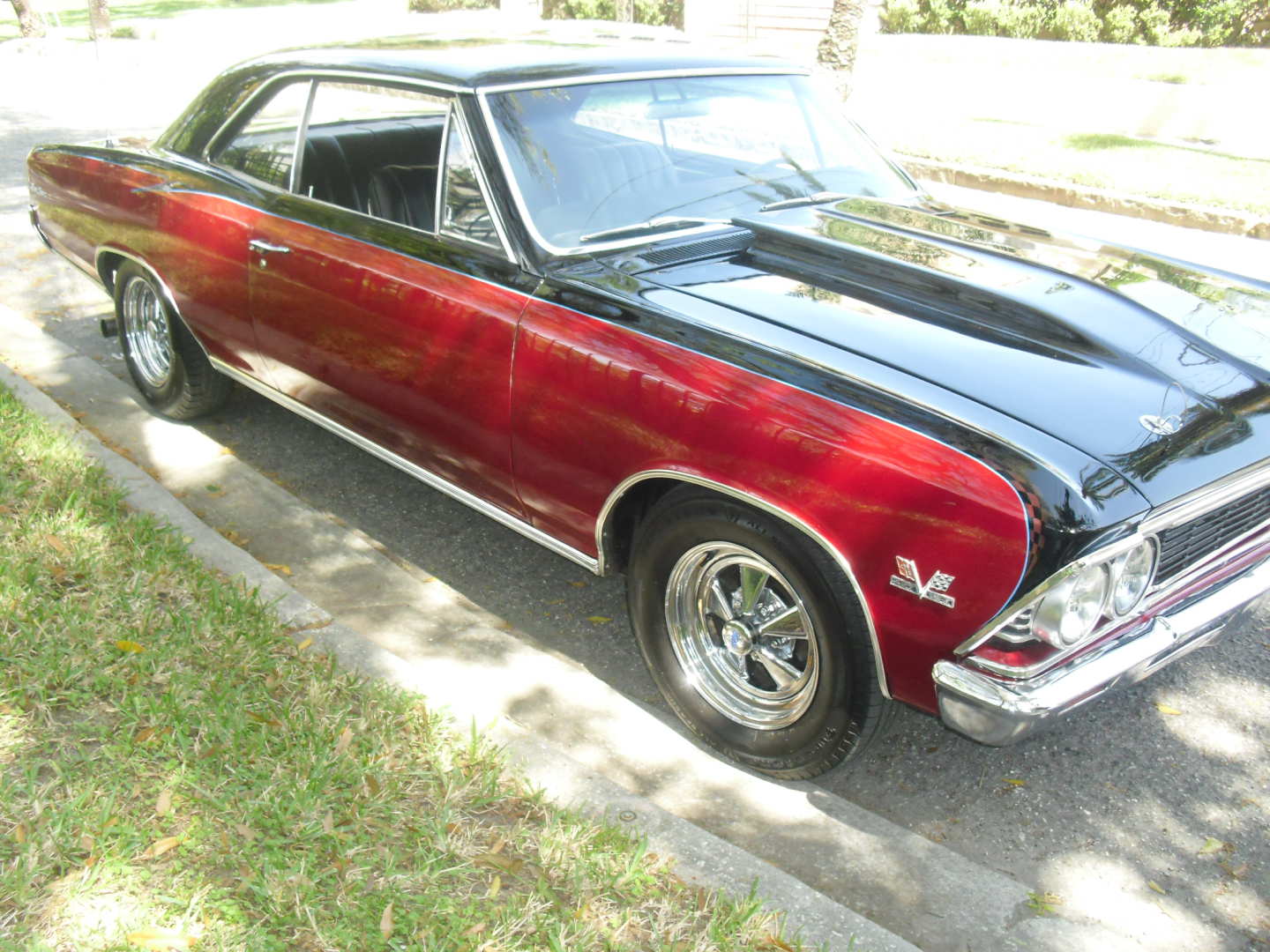 2nd Image of a 1966 CHEVROLET CHEVELLE SS