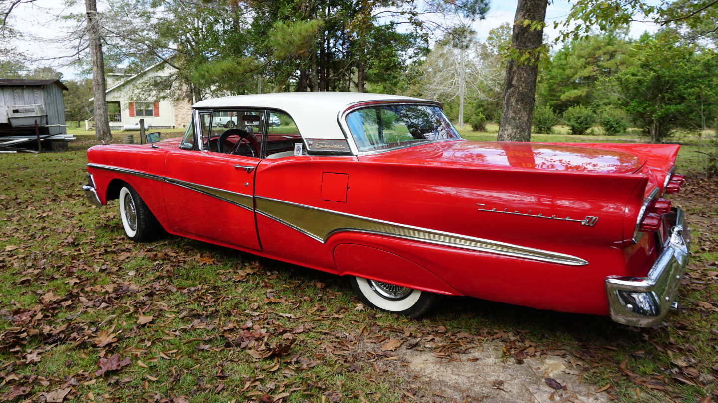 1st Image of a 1958 FORD SKYLINER