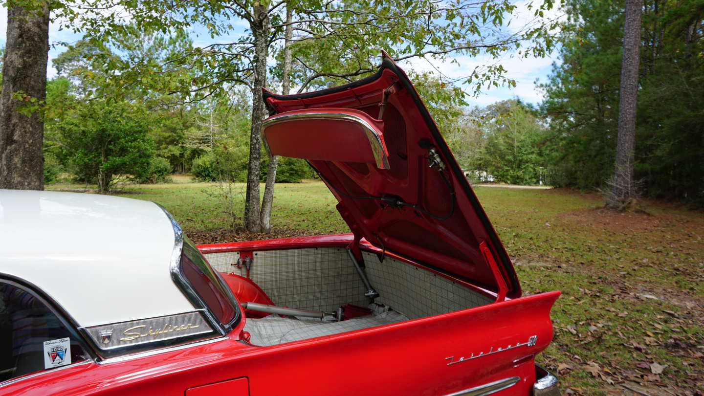 11th Image of a 1958 FORD SKYLINER