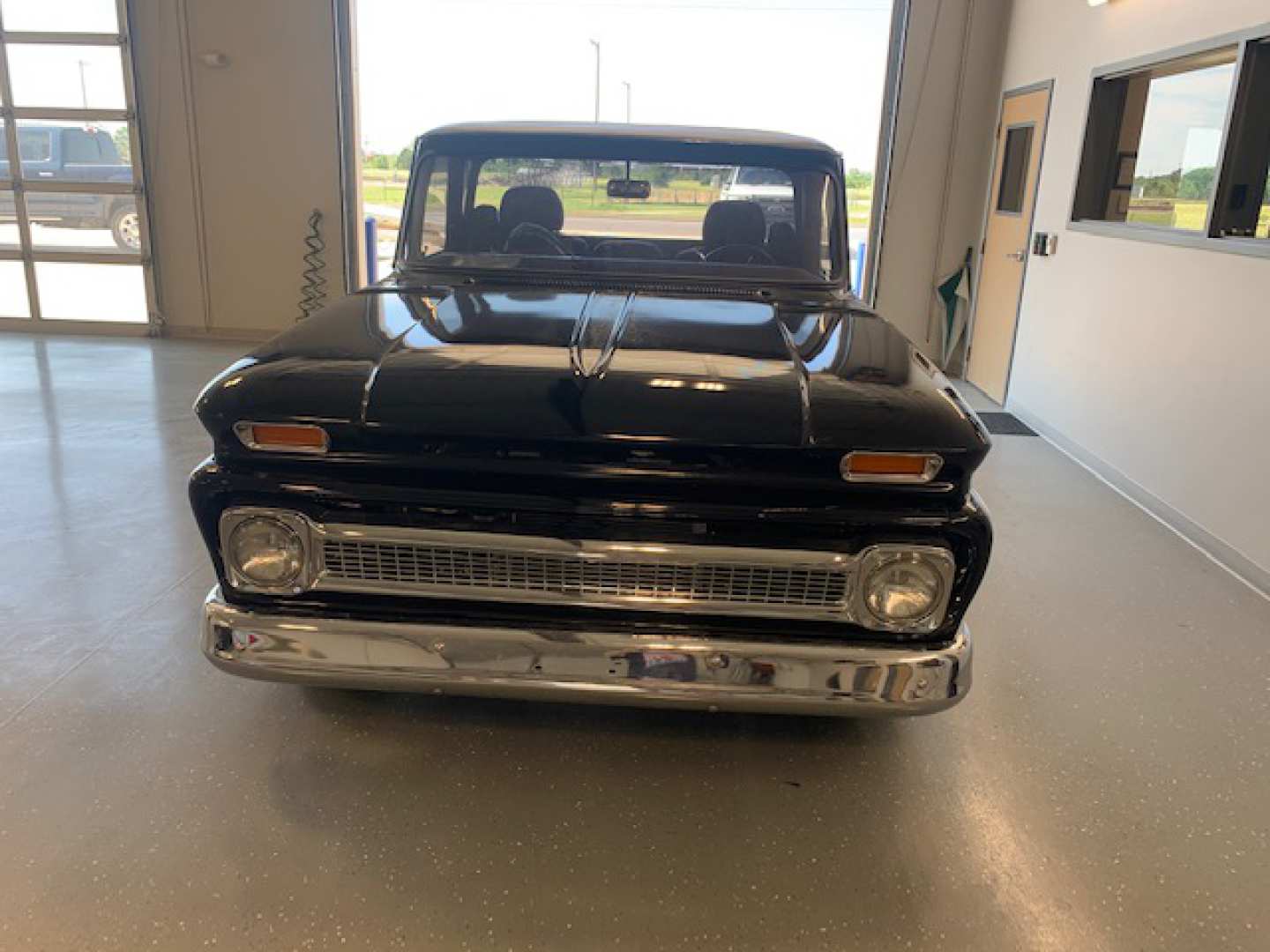 3rd Image of a 1965 CHEVROLET C10