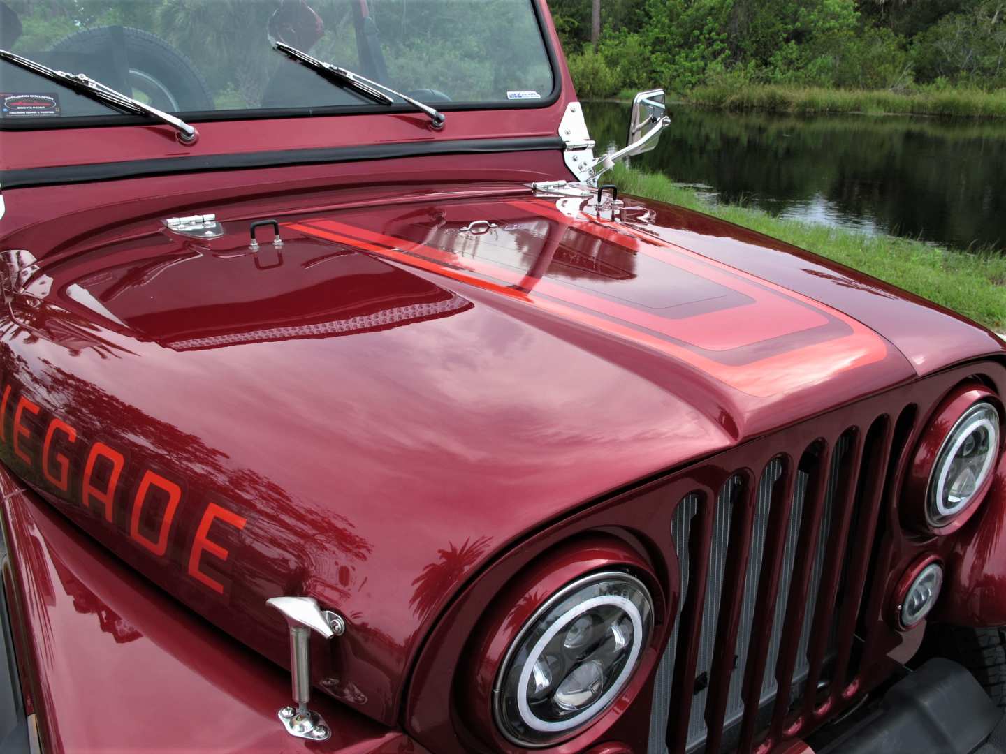 3rd Image of a 1985 JEEP CJ7